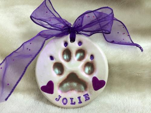 Deluxe paw print example purple 